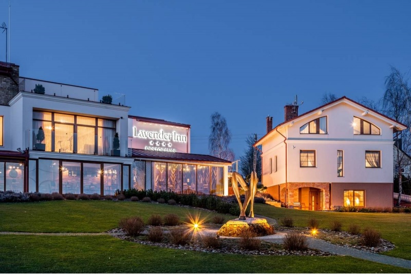 Darbostogos svečių namuose „Lavender Inn“ Telšiuose