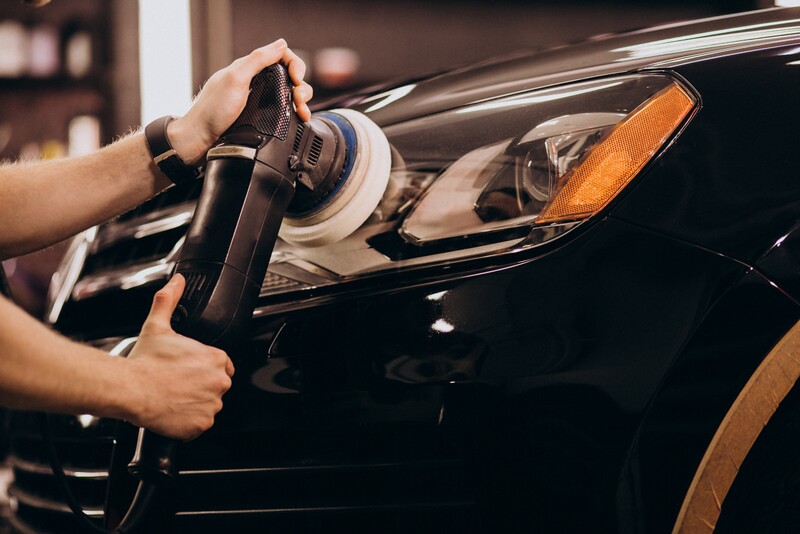 Švelnus automobilio poliravimas ir Nano dangos dengimas Kaune