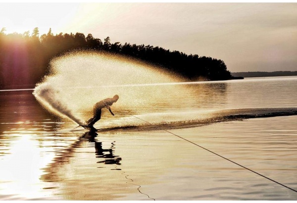 Wakeboarding – pramogos greitaeigiu kateriu Kaune